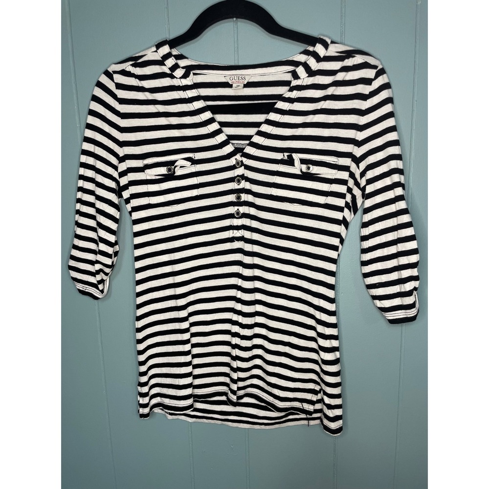 Guess‎ Striped Henley Top Womens Small Black White Excellent 3/4 Sleeve V-Neck